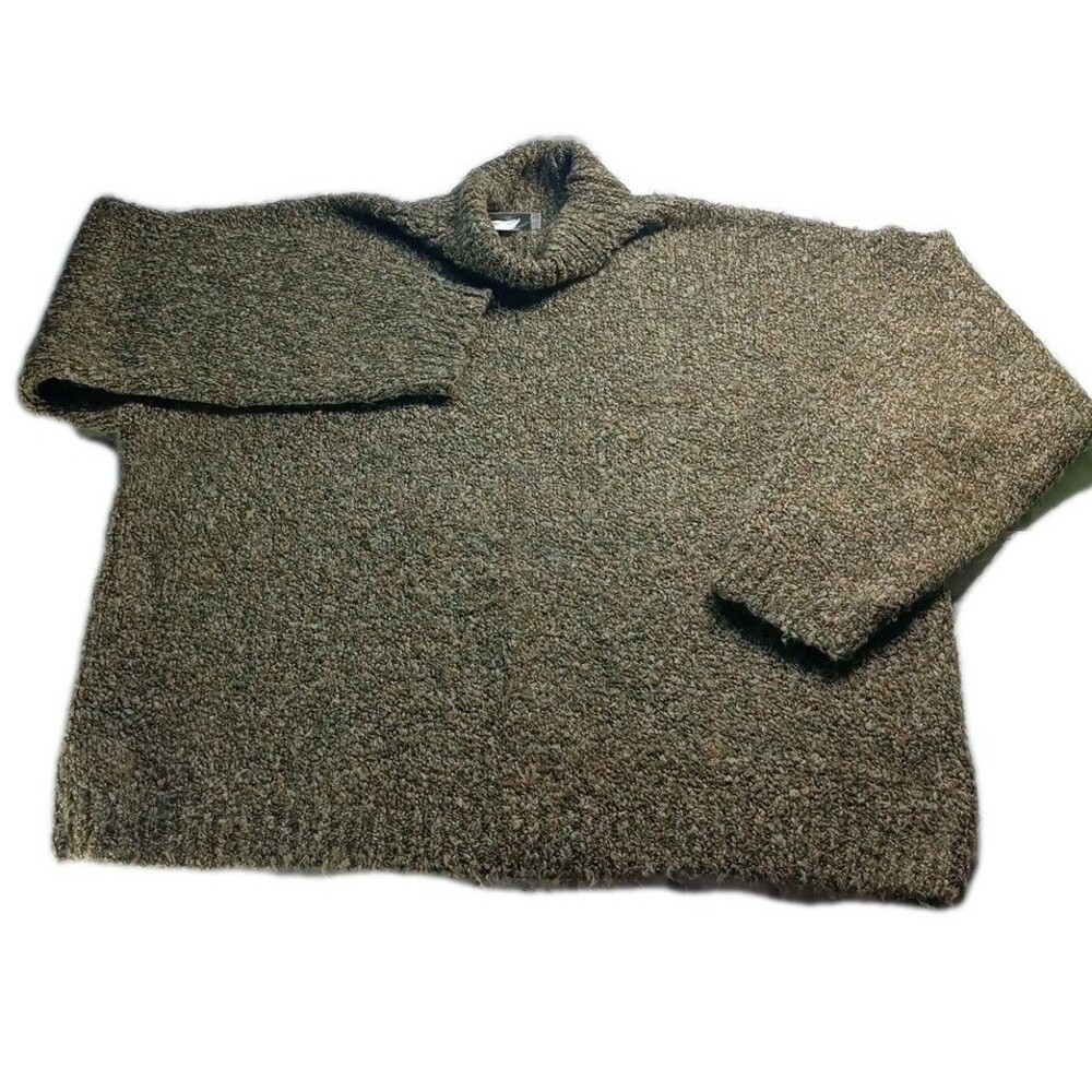 United Knitwear Vintage Green Knit Sweater Women's size  M/L